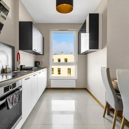 Wola - Parking And Balcony - By Rentujemy Apartment