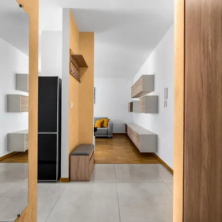Wola - Parking And Balcony - By Rentujemy Apartment Warsaw
